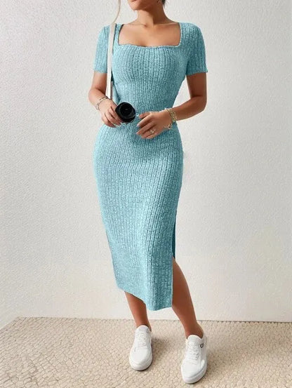 Robe Sheath à Col Carré